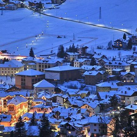 Appartamenti Dolomiti Moena Luaran gambar