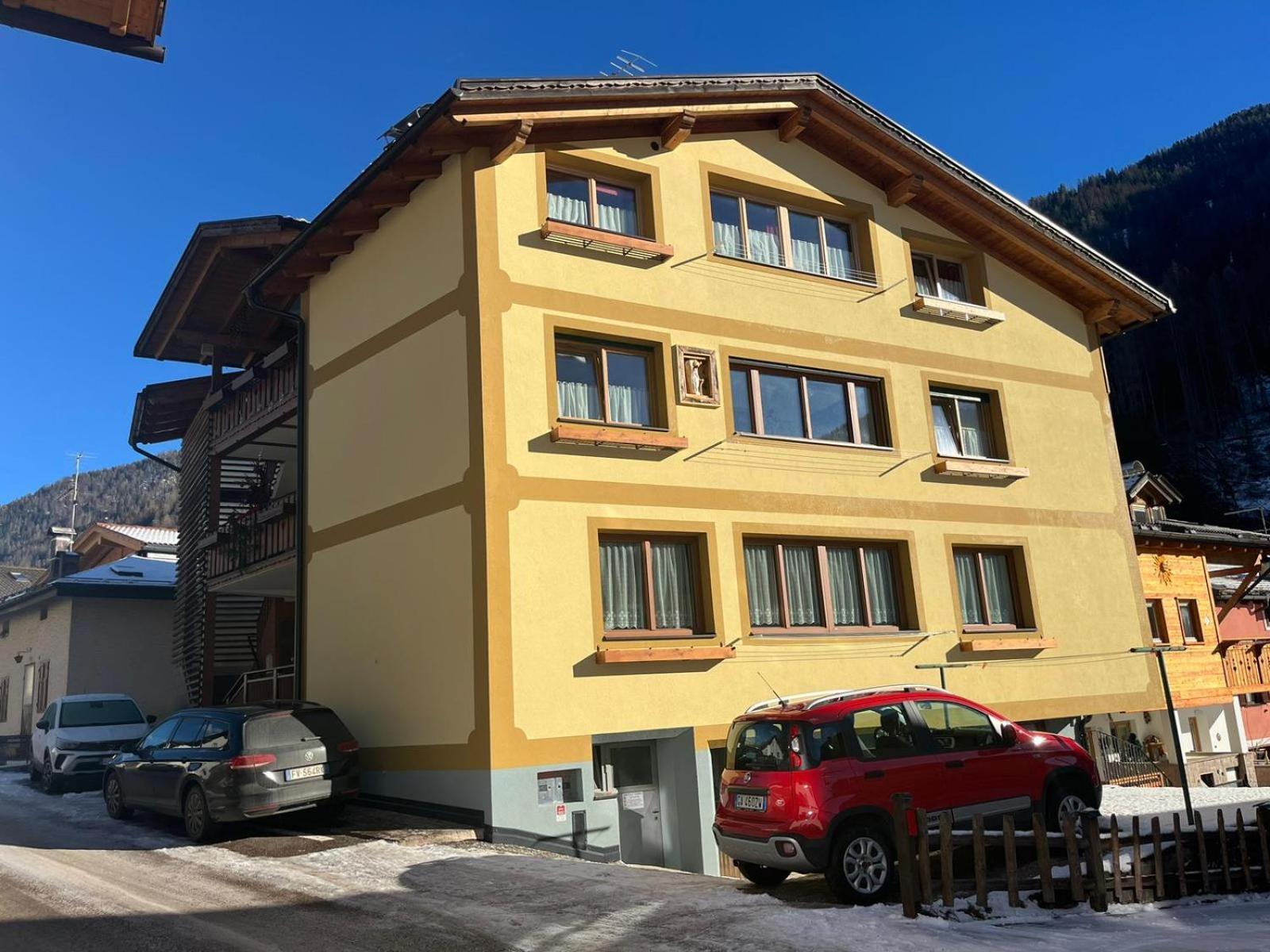 Appartamenti Dolomiti Moena Luaran gambar