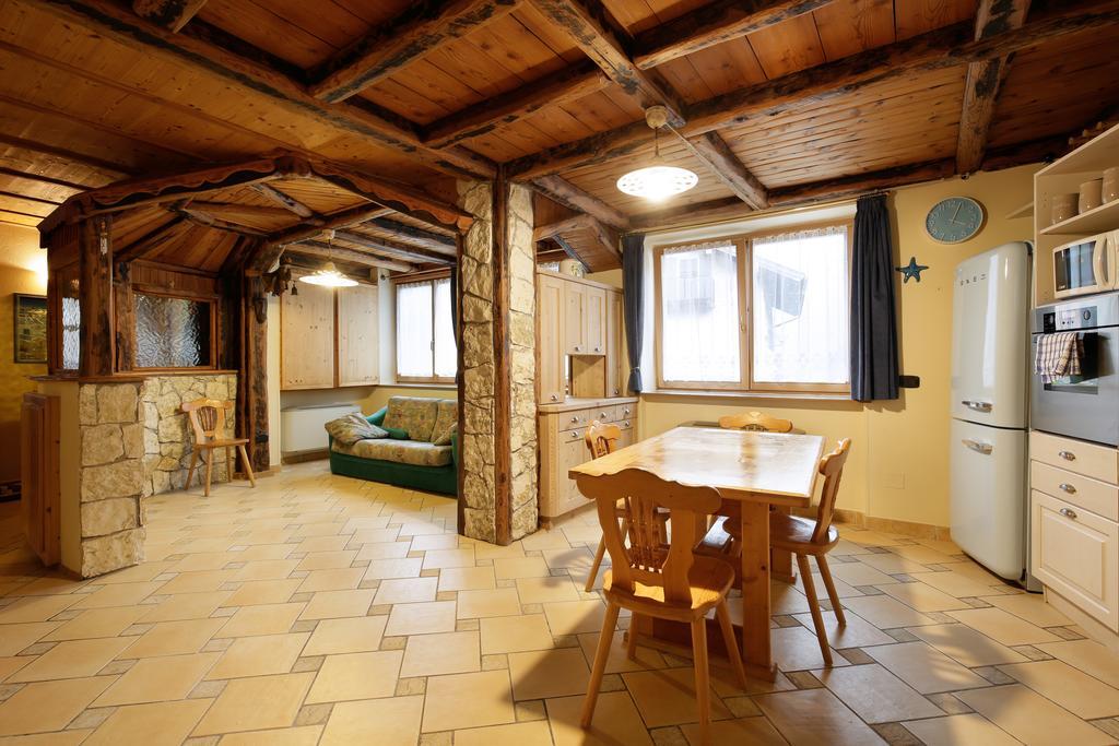Appartamenti Dolomiti Moena Luaran gambar